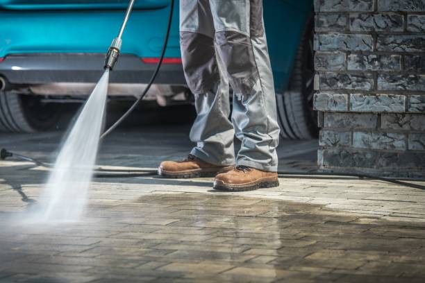 Best Gutter Cleaning  in Avenue B And C, AZ